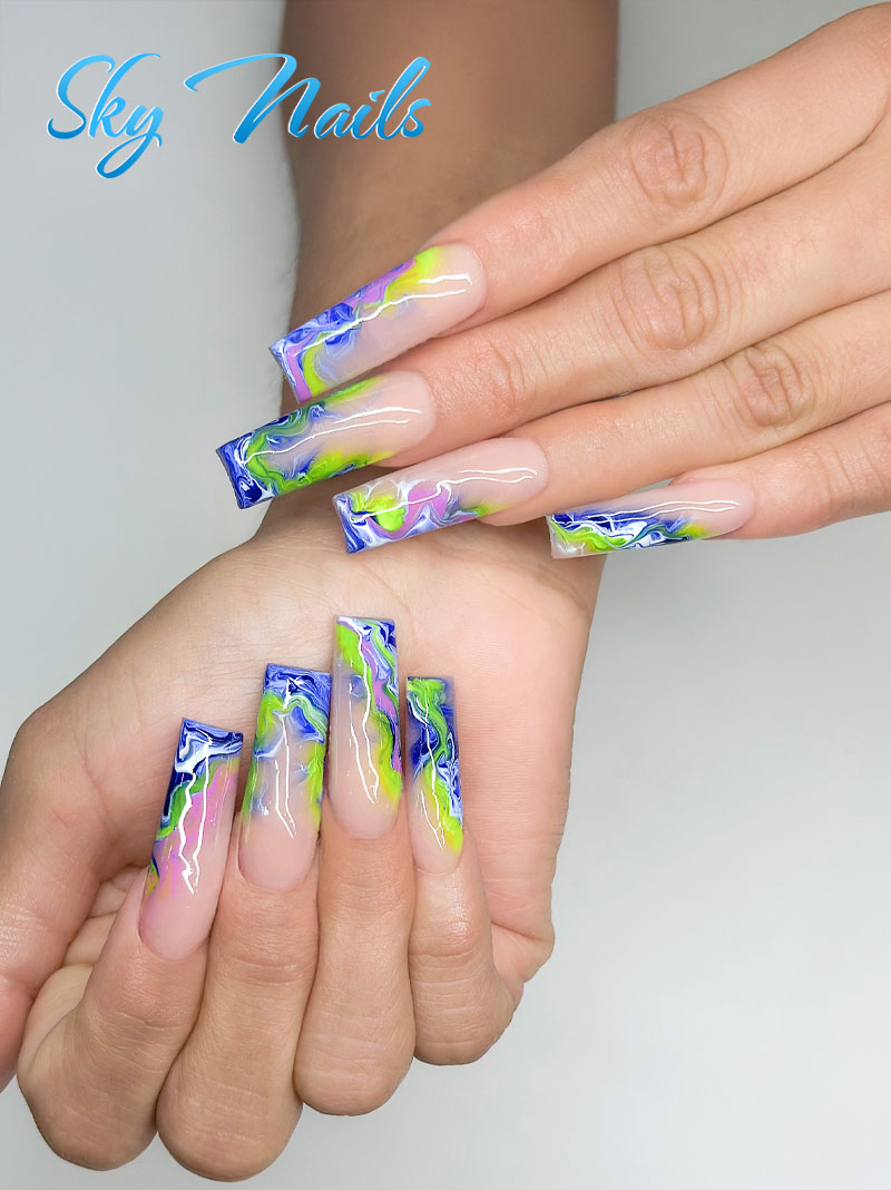 Sky Nails 